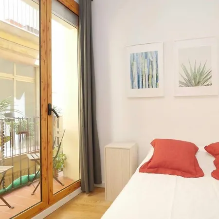 Apartament Oasis & Old Town Center